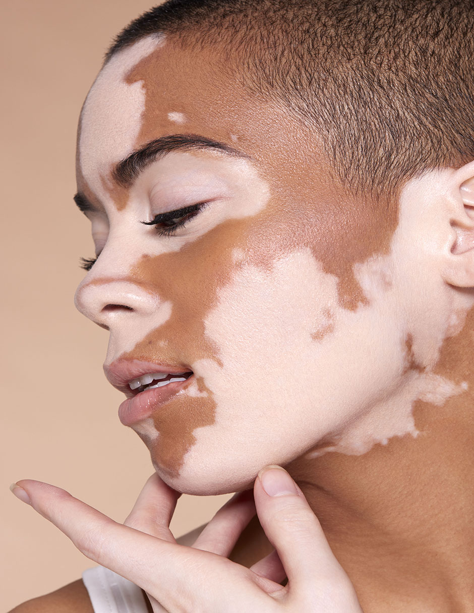 Base de maquillaje líquida Skinfinite Hydrating mate 4